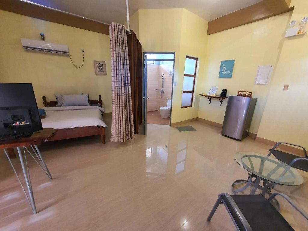 Bamboo Garden Boutique Hotel Tacloban Exterior photo